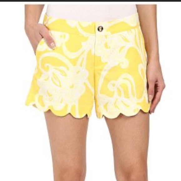 Lilly Pulitzer Pants - EUC LILLY PULITZER BUTTERCUP SHORTS